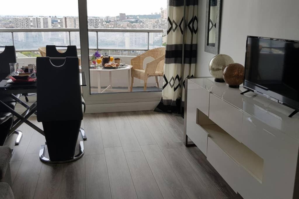 Beau Studio Renove 30M2 Balcon Vue Paris+Parking Lejlighed Eksteriør billede