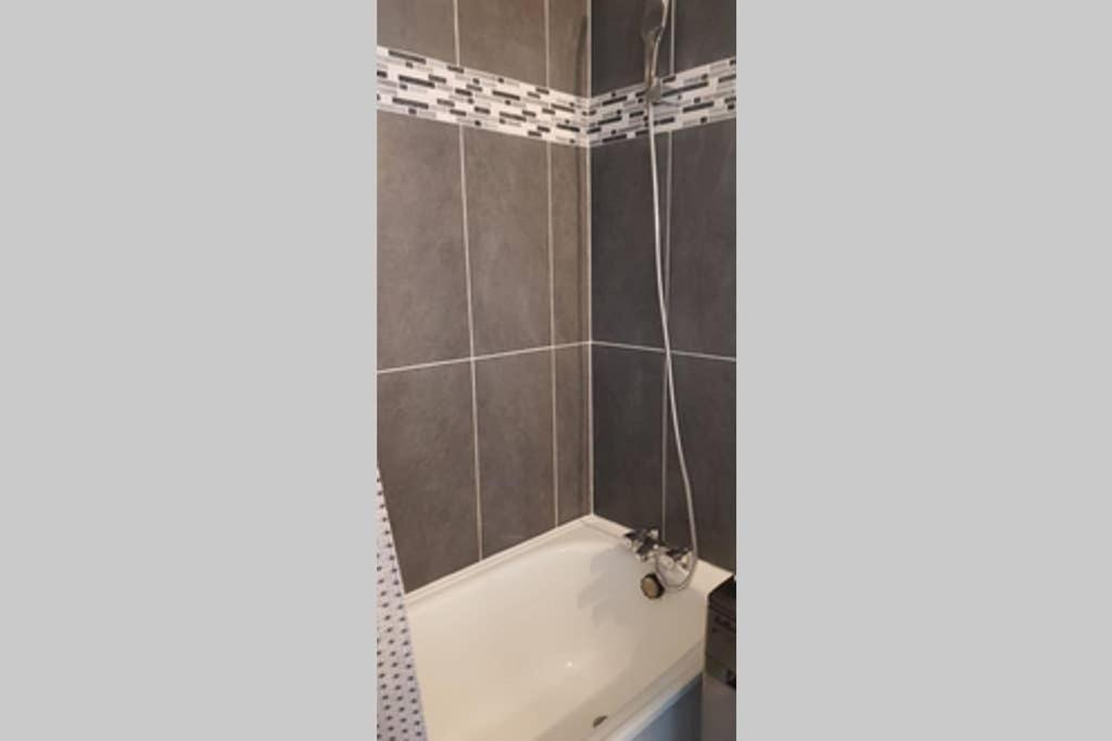 Beau Studio Renove 30M2 Balcon Vue Paris+Parking Lejlighed Eksteriør billede